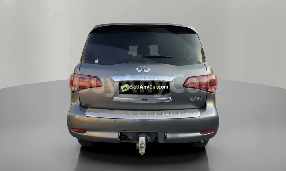 Vehicle photo 2