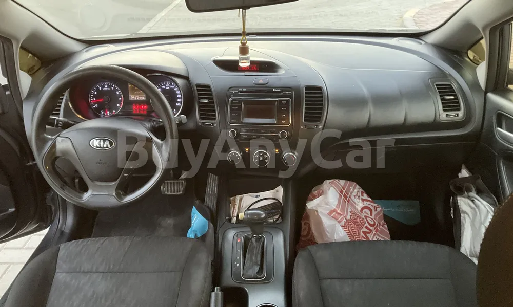 Vehicle photo 8