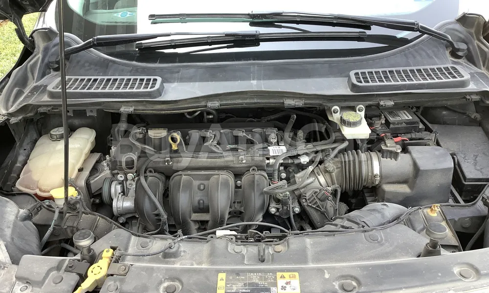 Vehicle photo 6