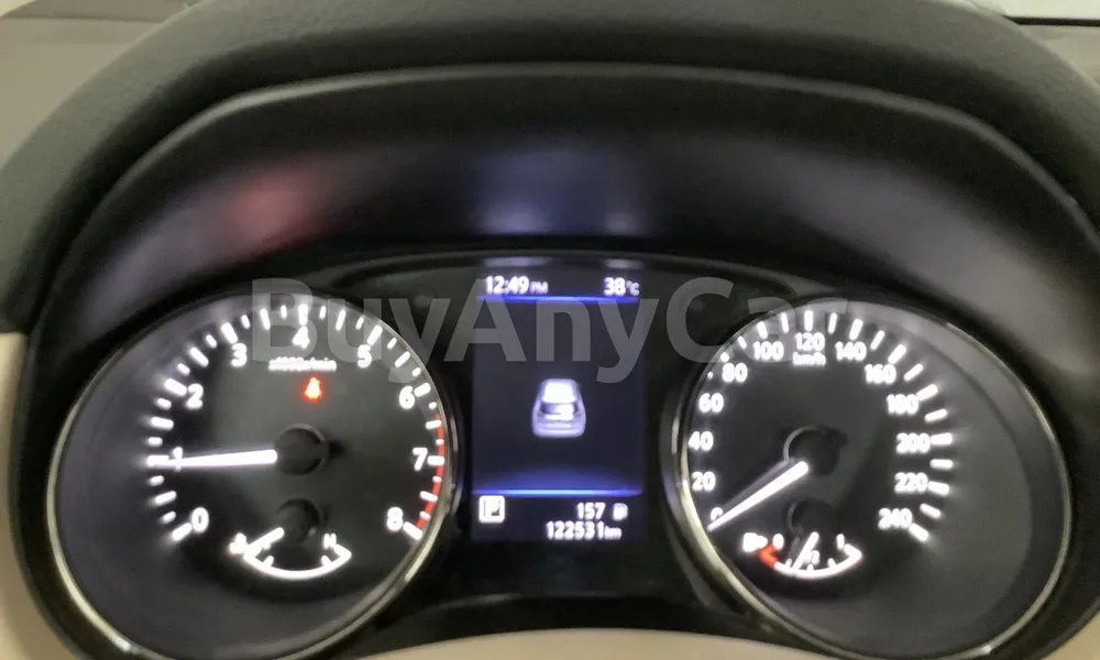 Vehicle photo 9