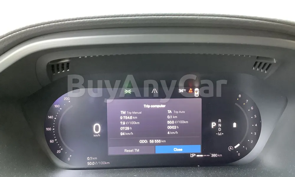 Vehicle photo 8