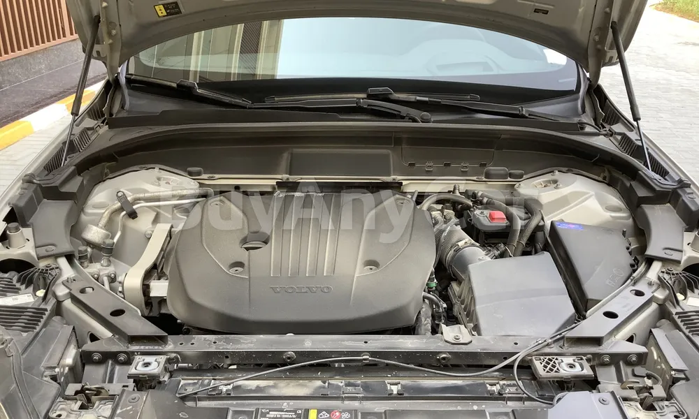 Vehicle photo 6