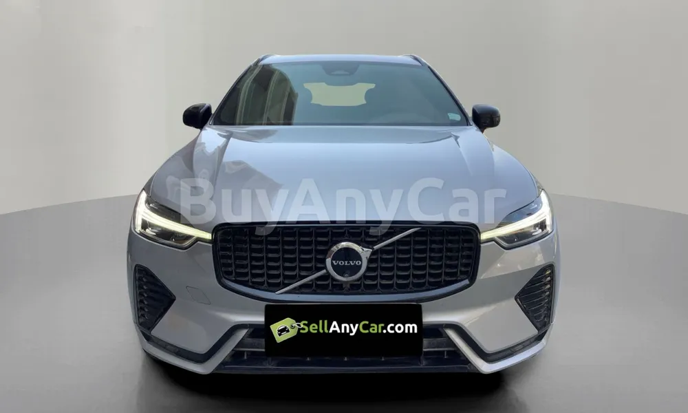 Vehicle photo 1