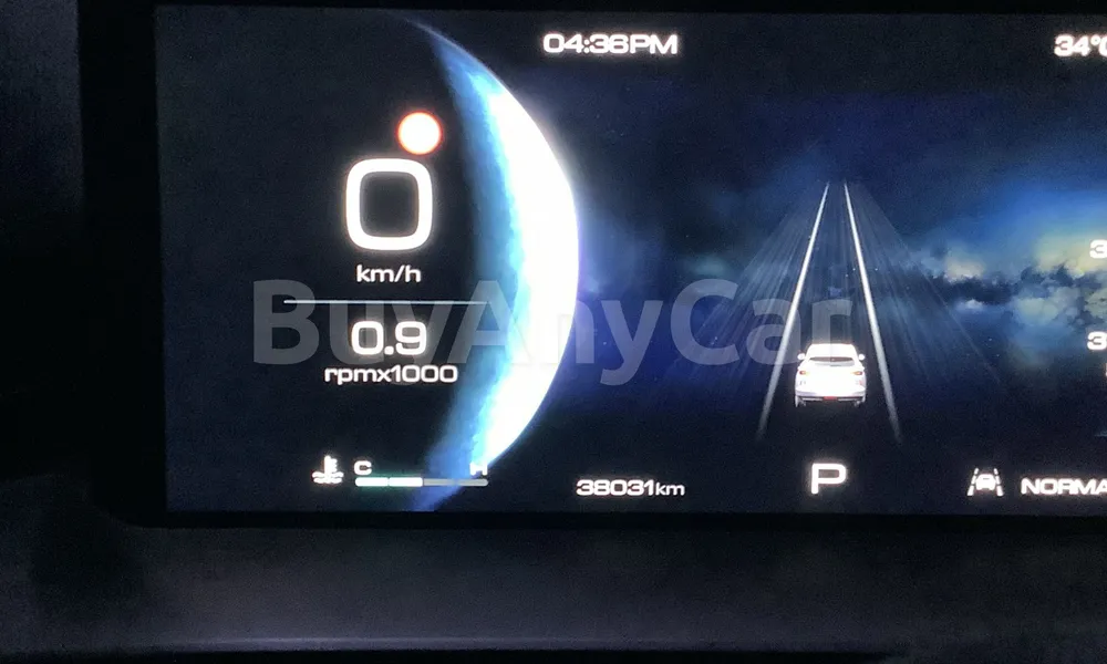 Vehicle photo 7