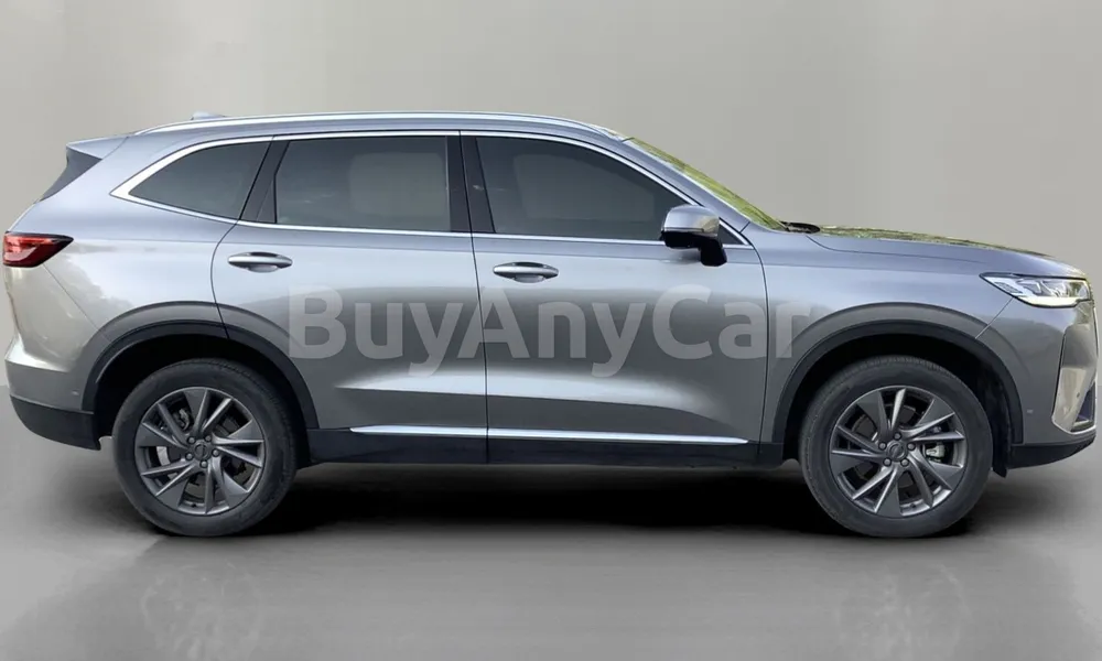 Vehicle photo 3