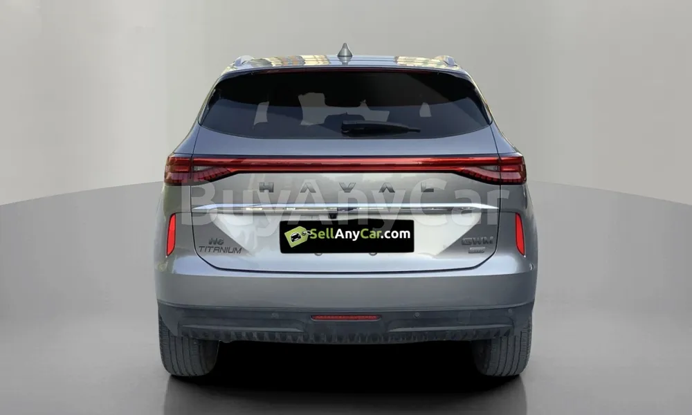 Vehicle photo 2