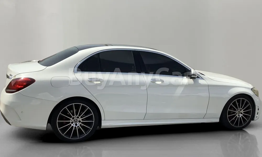 Vehicle photo 3