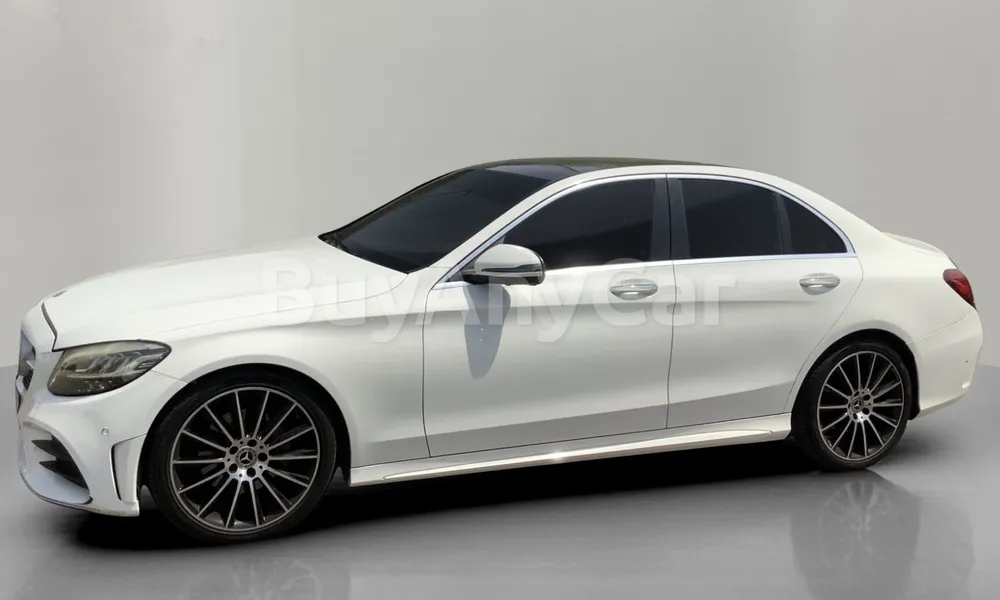 Vehicle photo 4
