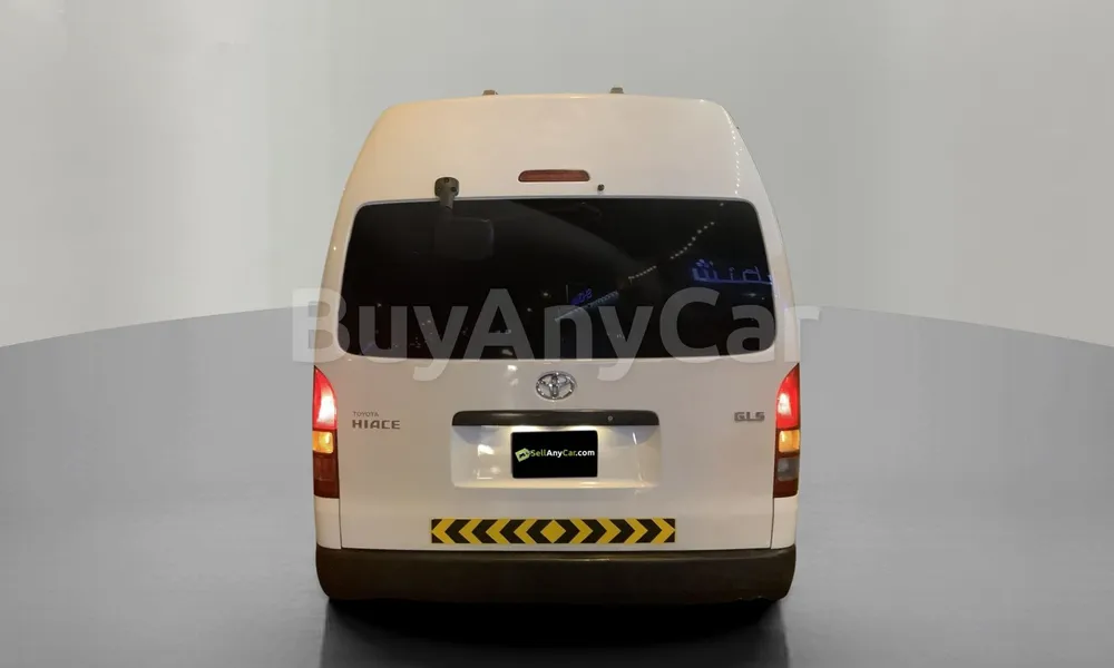 Vehicle photo 2