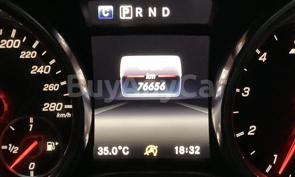 Vehicle photo 9