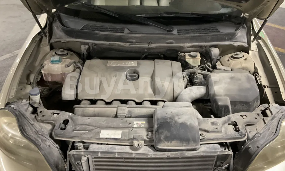 Vehicle photo 7