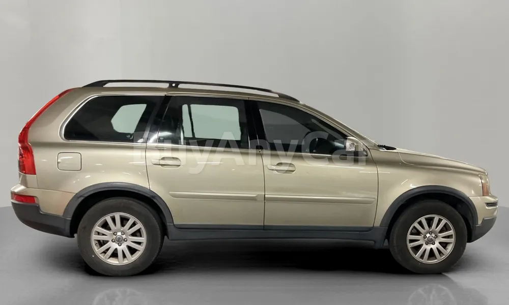 Vehicle photo 3