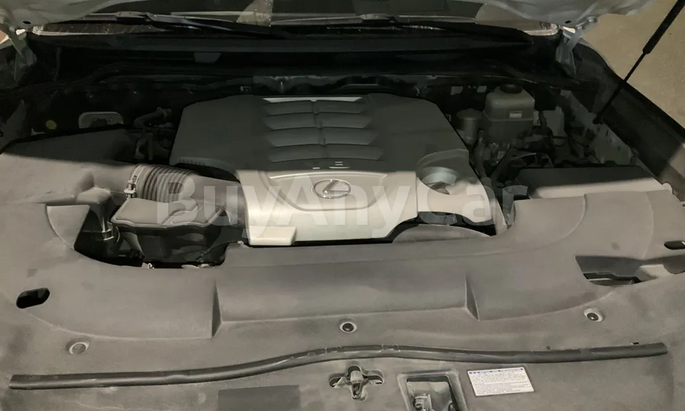Vehicle photo 8