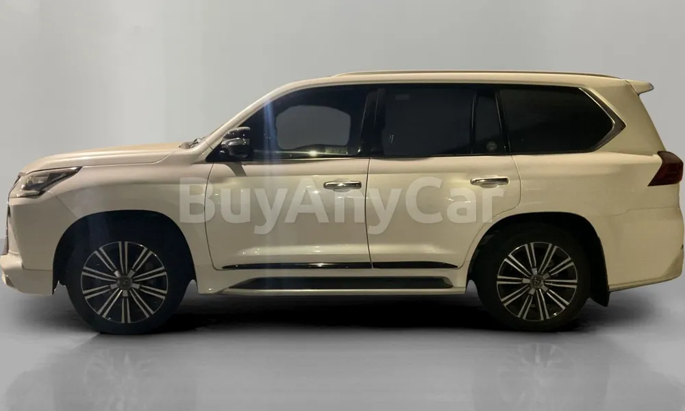 Vehicle photo 4