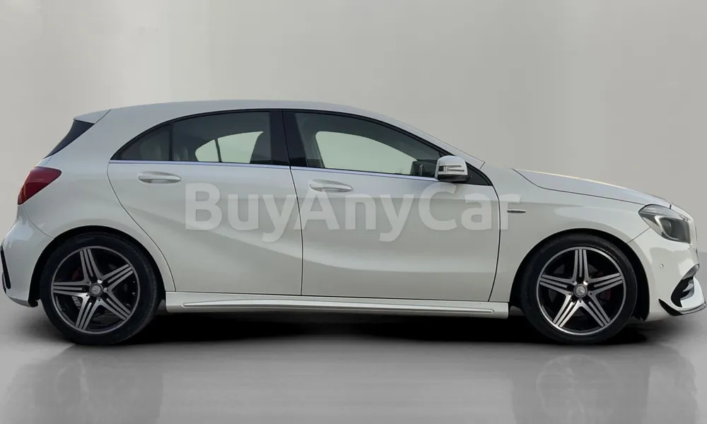 Vehicle photo 3