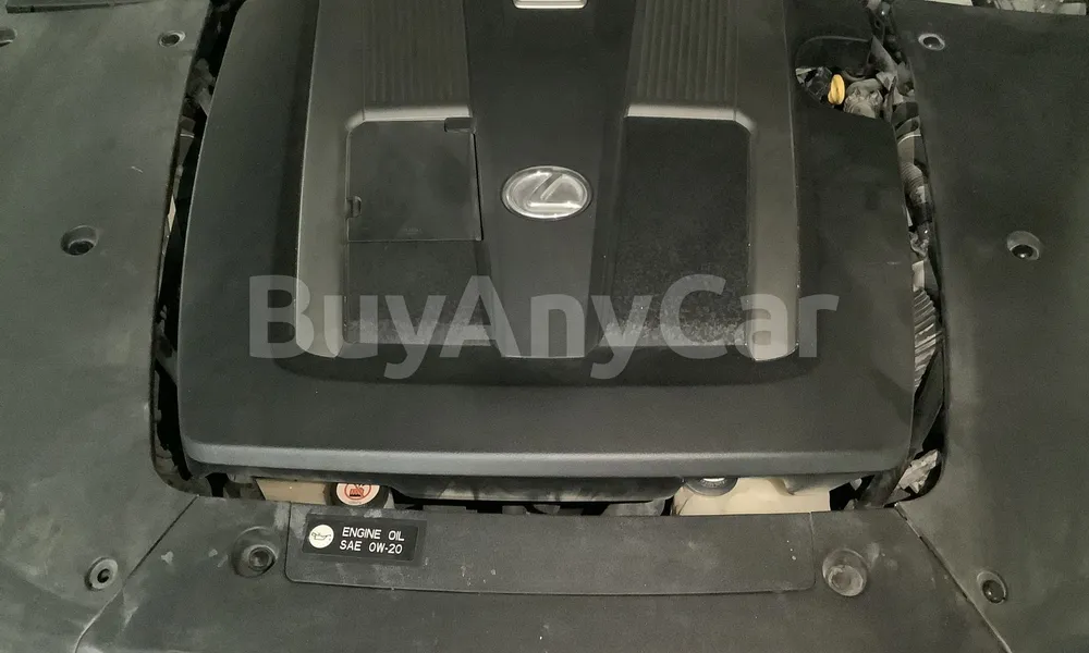 Vehicle photo 9