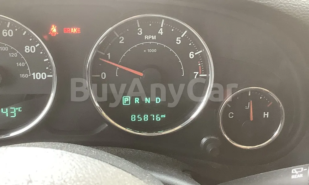 Vehicle photo 6