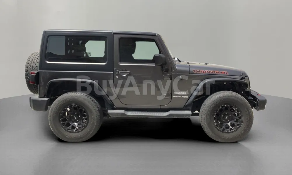 Vehicle photo 3