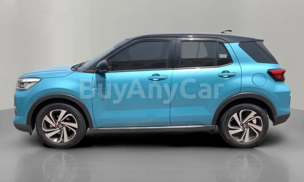 Vehicle photo 4