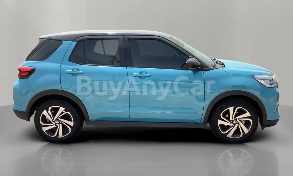 Vehicle photo 3
