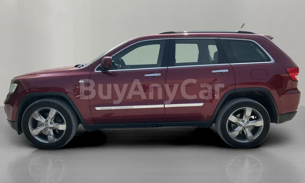 Vehicle photo 4