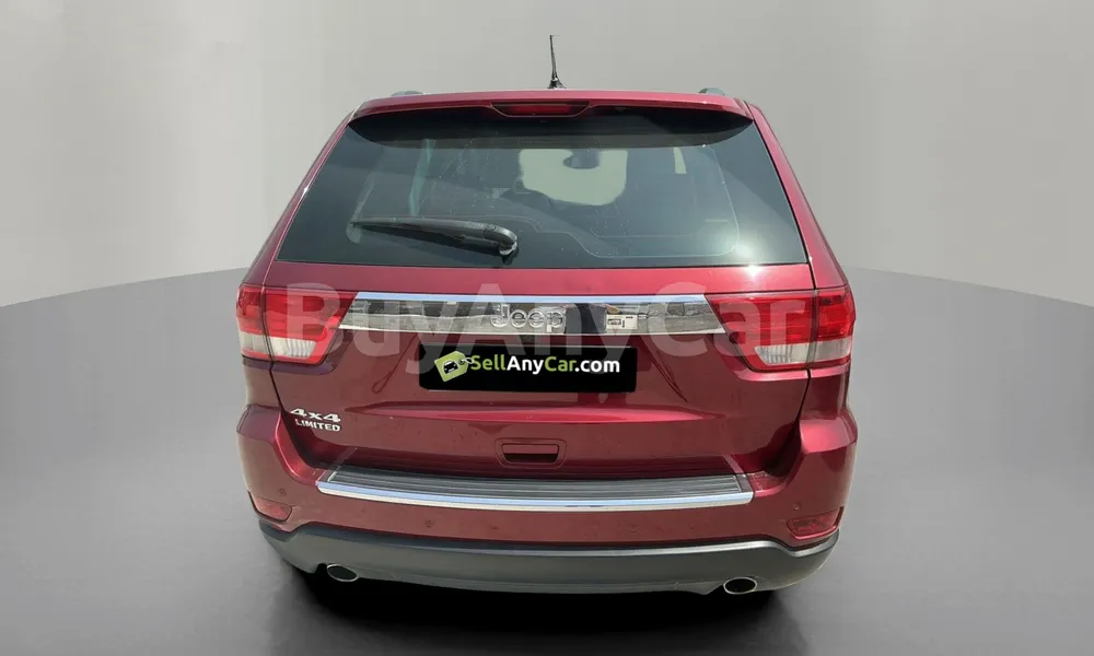 Vehicle photo 2