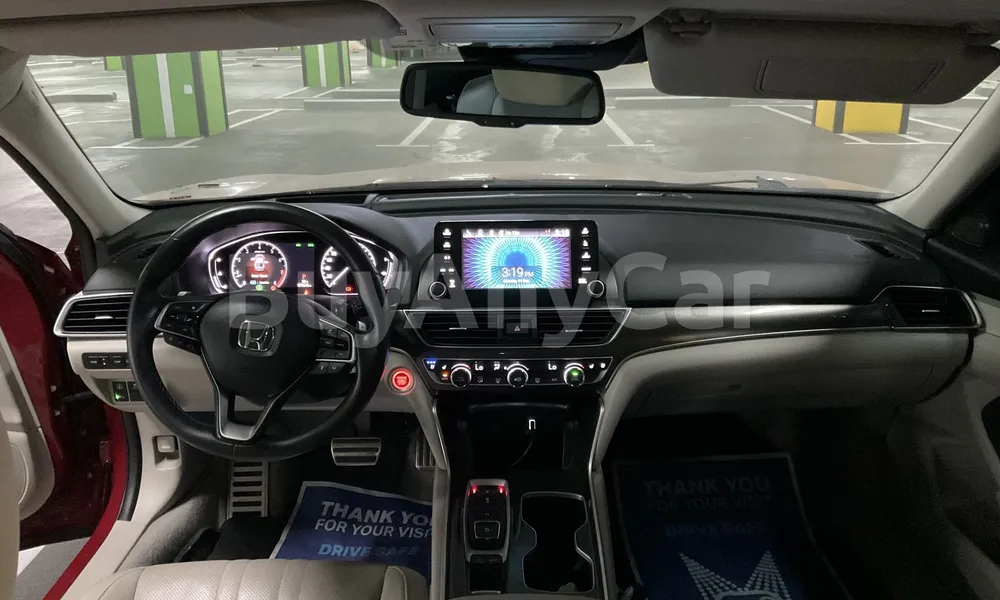 Vehicle photo 8