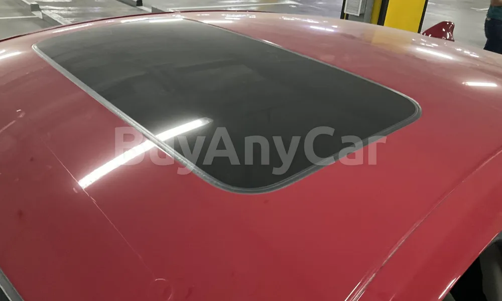 Vehicle photo 6