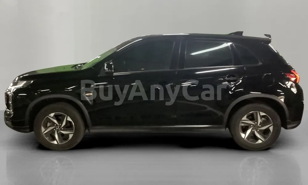 Vehicle photo 4