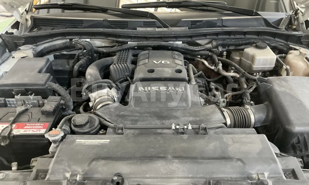 Vehicle photo 9