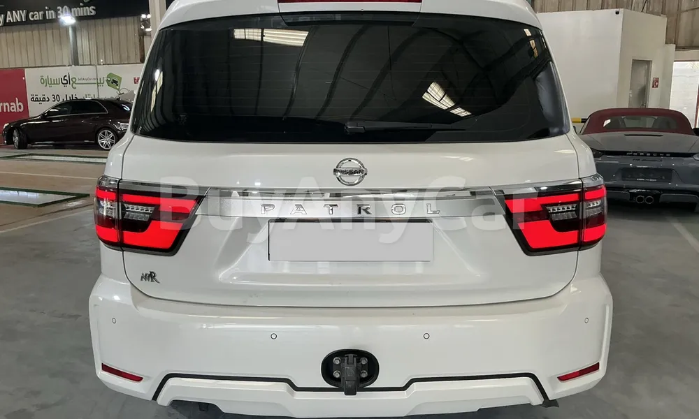Vehicle photo 4