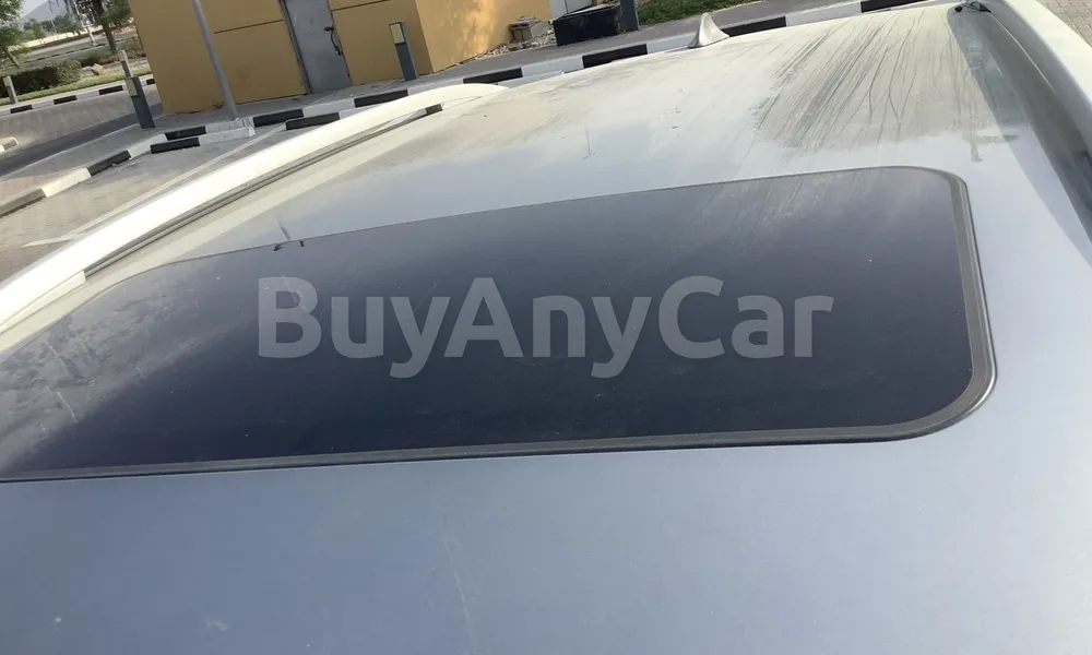 Vehicle photo 7