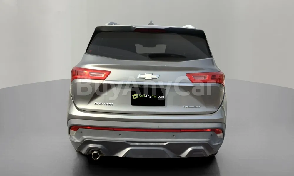 Vehicle photo 2
