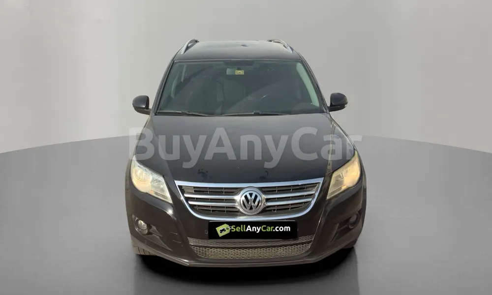 Vehicle photo 1