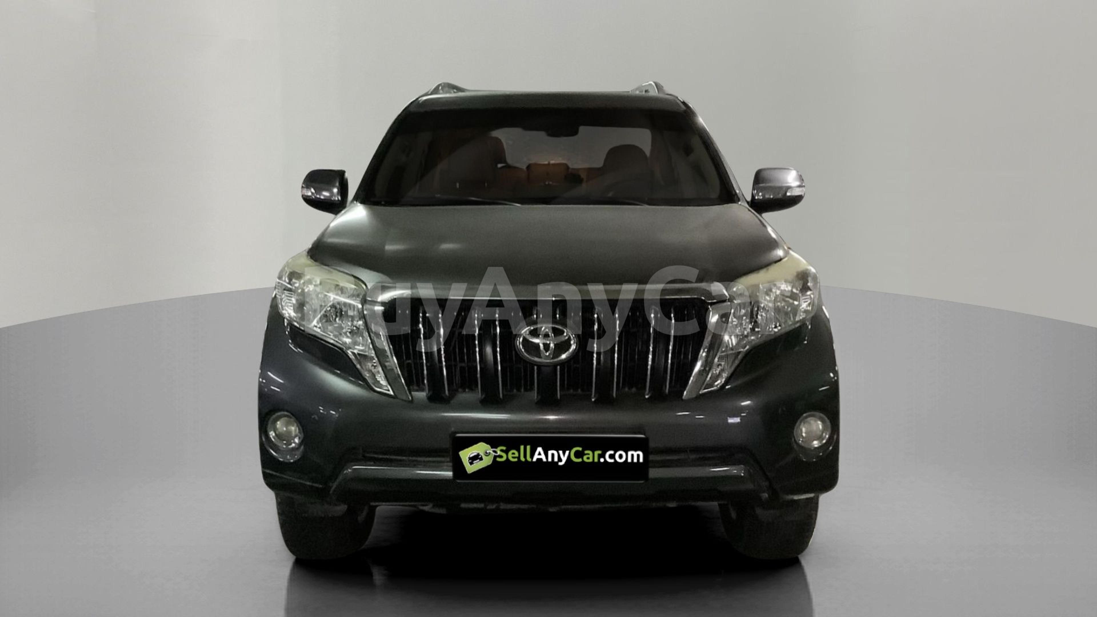 Toyota Prado 2016