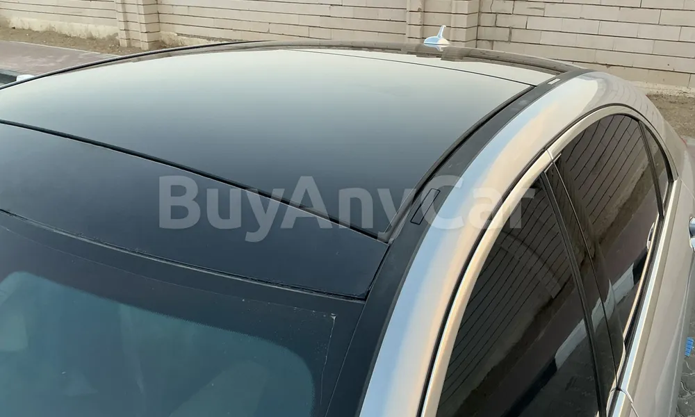 Vehicle photo 5