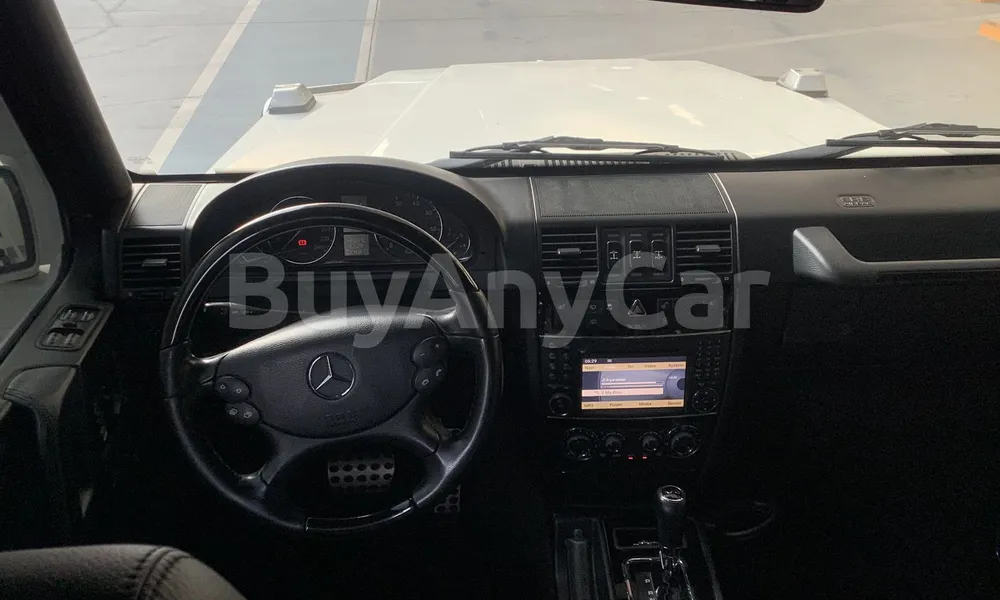 Vehicle photo 8