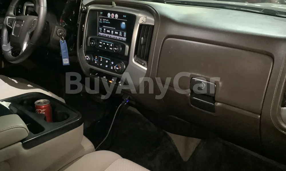 Vehicle photo 7
