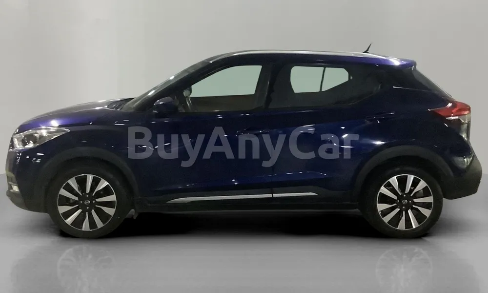 Vehicle photo 4