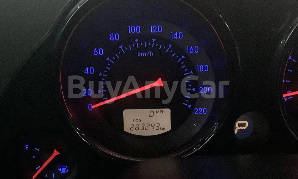 Vehicle photo 7