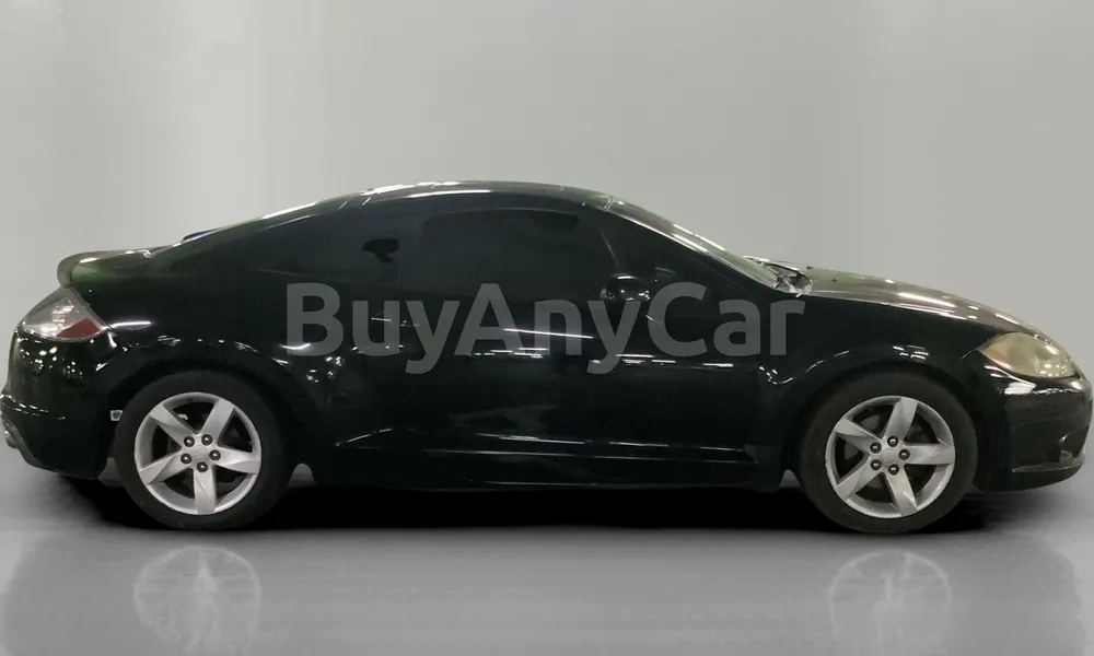 Vehicle photo 3
