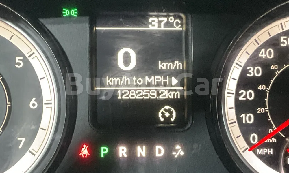 Vehicle photo 7