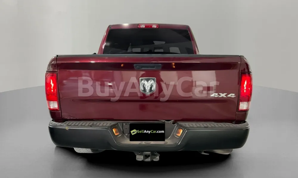 Vehicle photo 2