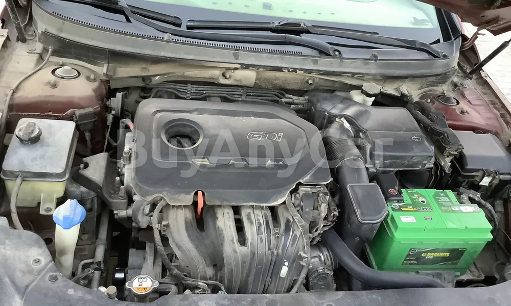 Vehicle photo 6