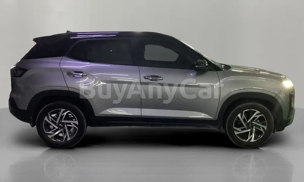 Vehicle photo 4