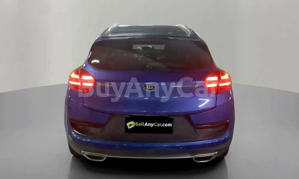 Vehicle photo 2