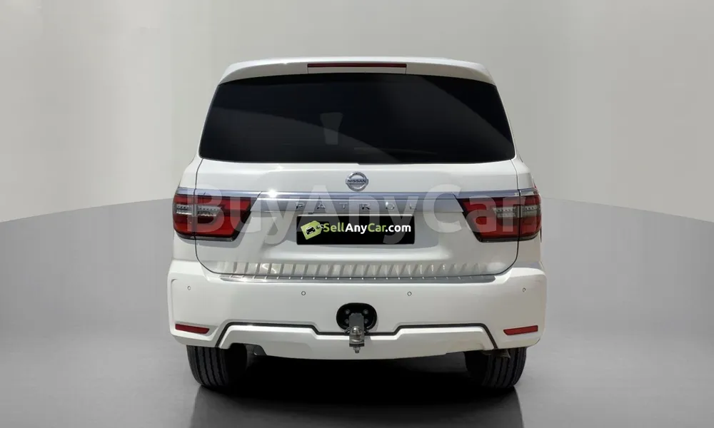 Vehicle photo 2
