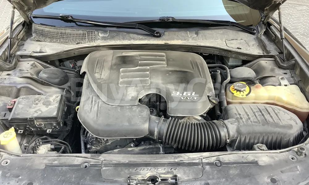 Vehicle photo 7