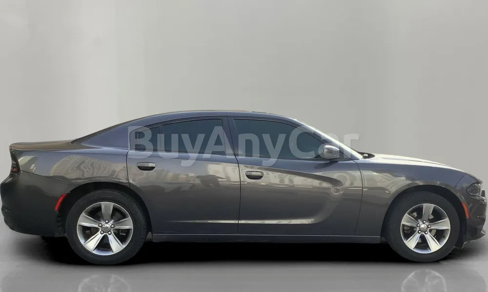 Vehicle photo 3