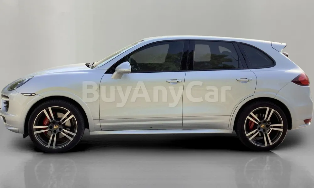 Vehicle photo 3
